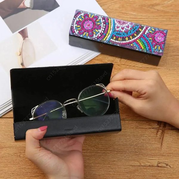 DIY Diamond Painting Glasses Storage Box Sale